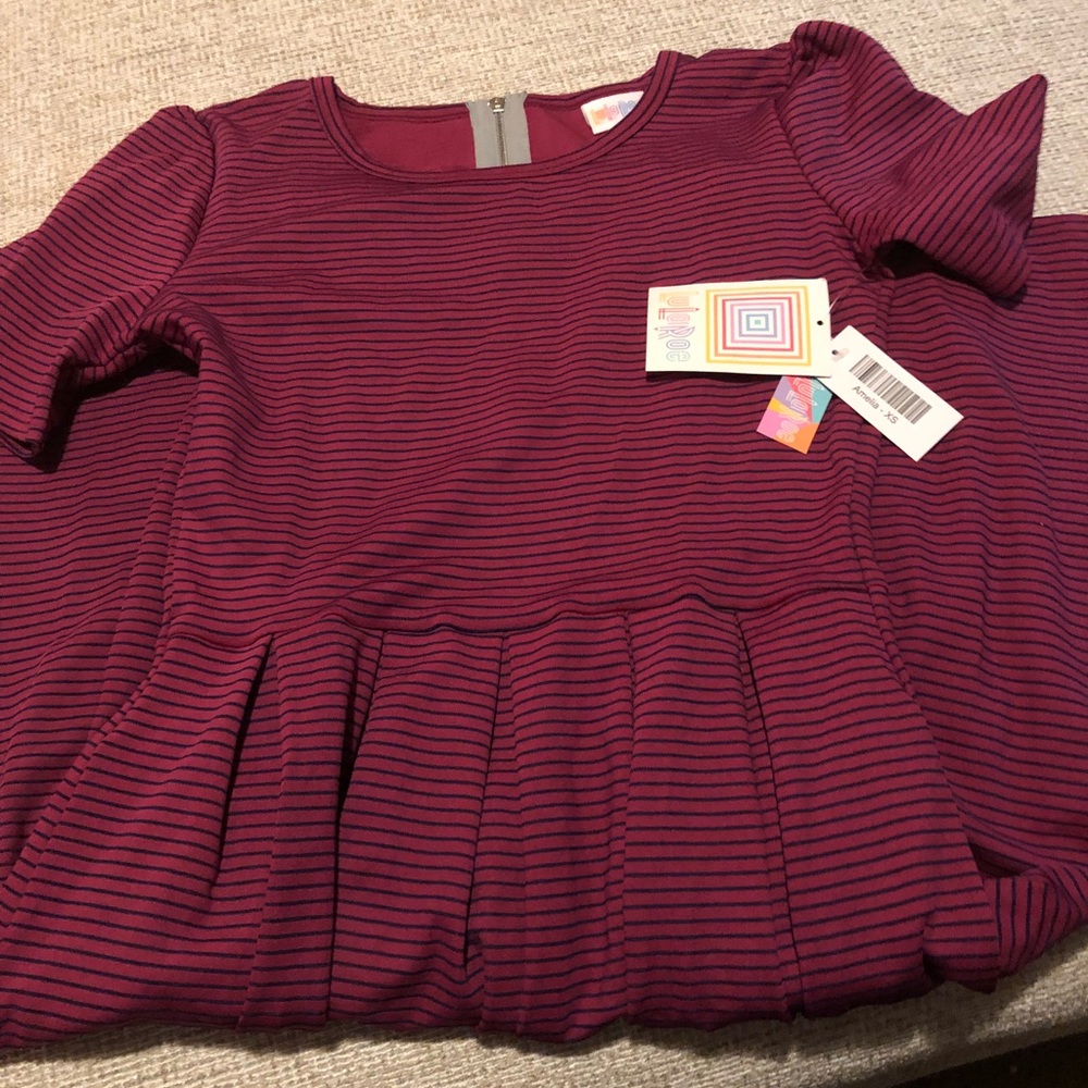 NWT XS Lularoe Amelia